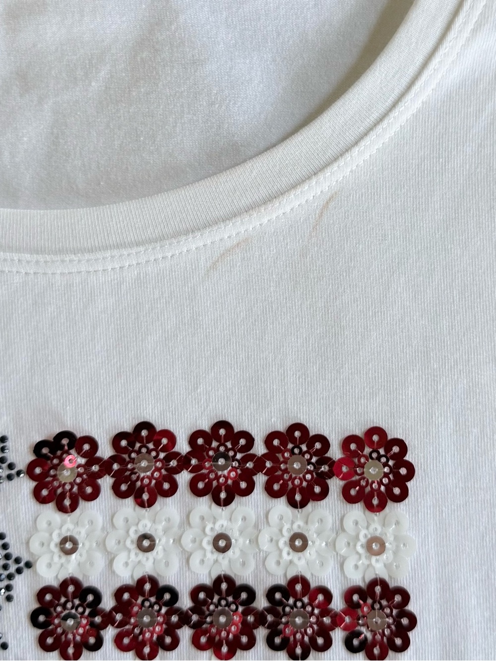 CHICO’S NWT 0 Flag Embellished Knit Tee • Sequin Star Flower Americana - Picture 5 of 13